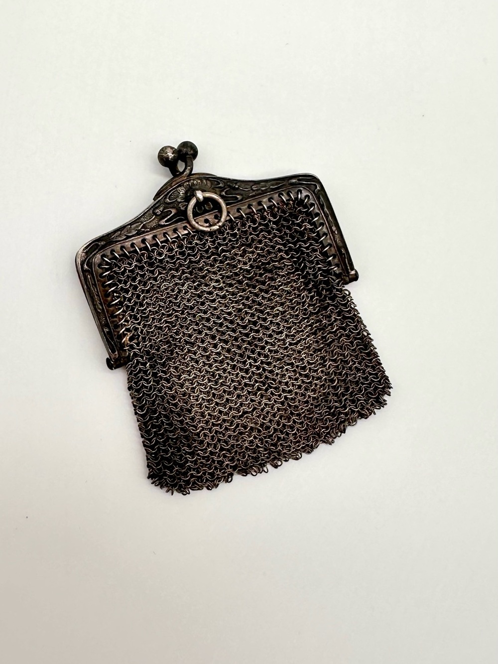 Antique 1900s Metal Mesh Coin Purse Floral Chainmail Kiss Lock